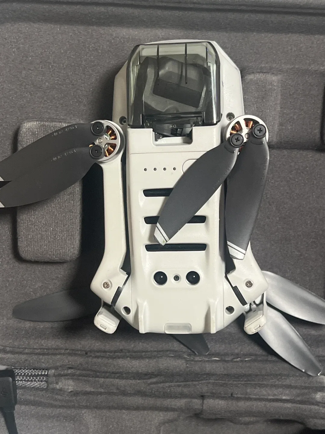 DJI Mavic Mini Drone with Accessories image indicator(3)