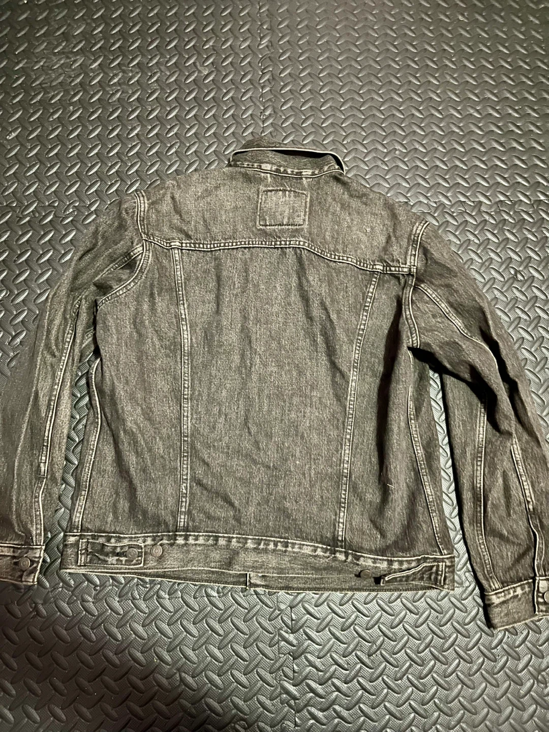 Levi Strauss & Co. Denim Jacket - Size Large - photo 2