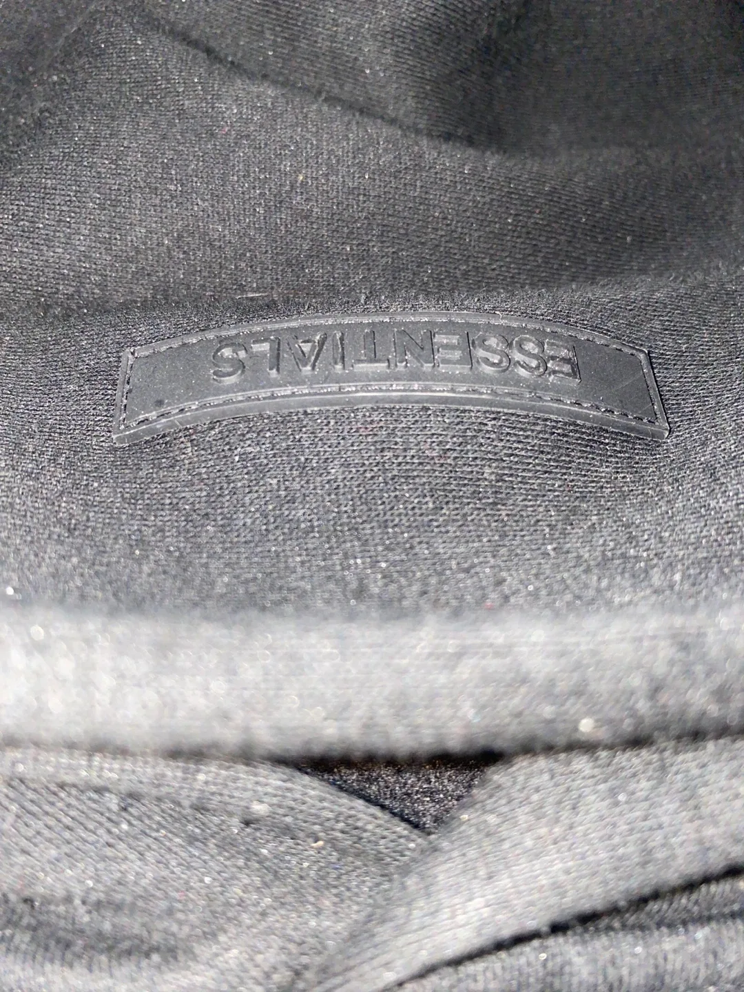Essentials Fear of God Hoodie - Size M image indicator(2)