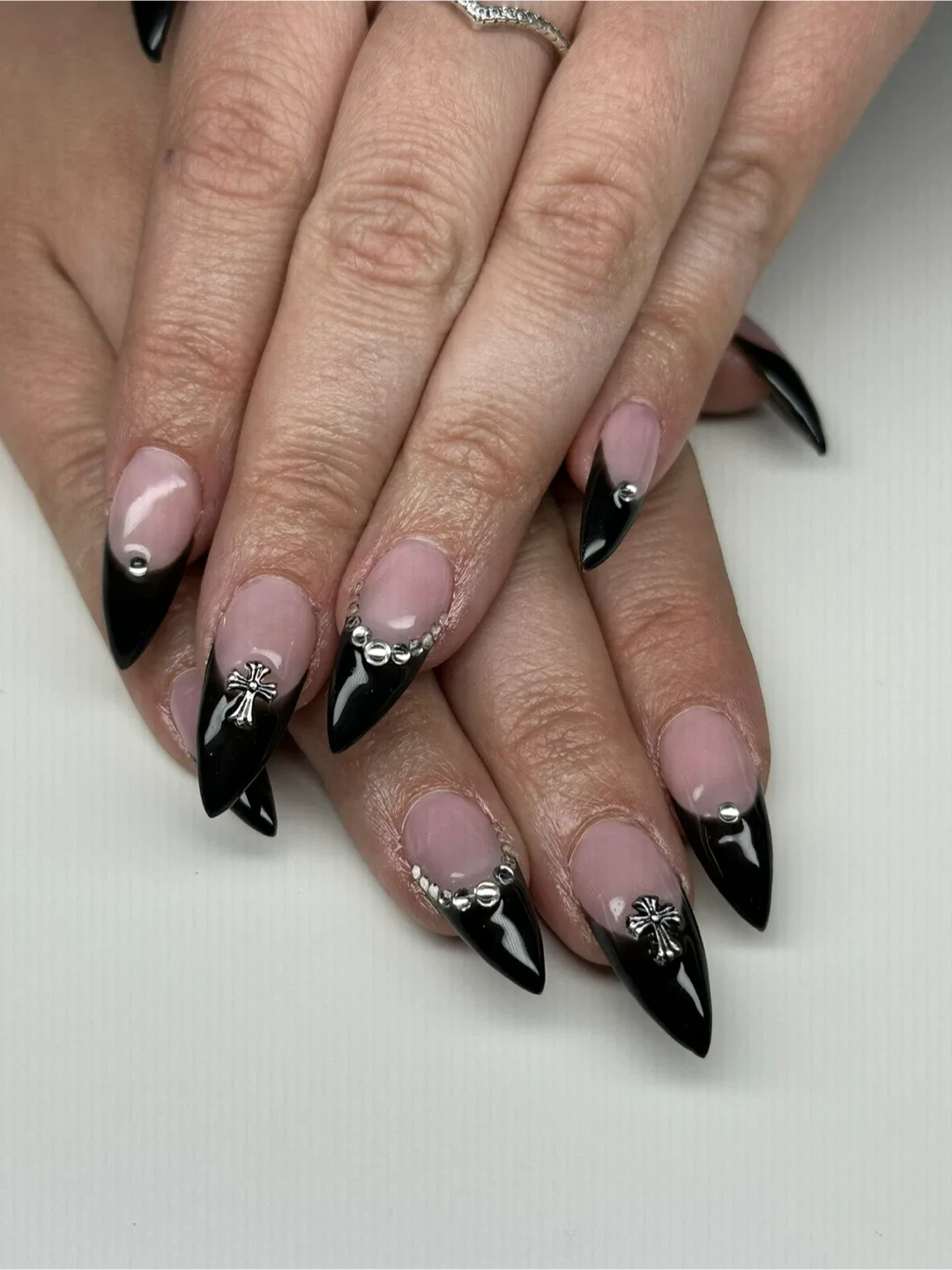 nails image indicator(2)