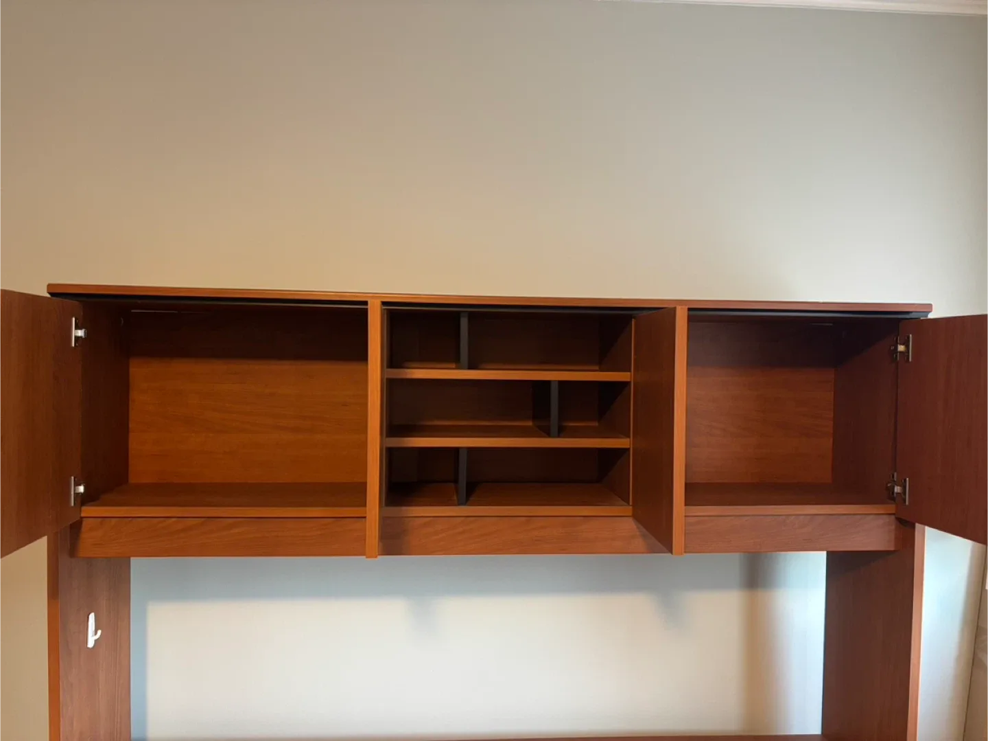 Wooden Desk with Hutch image indicator(2)