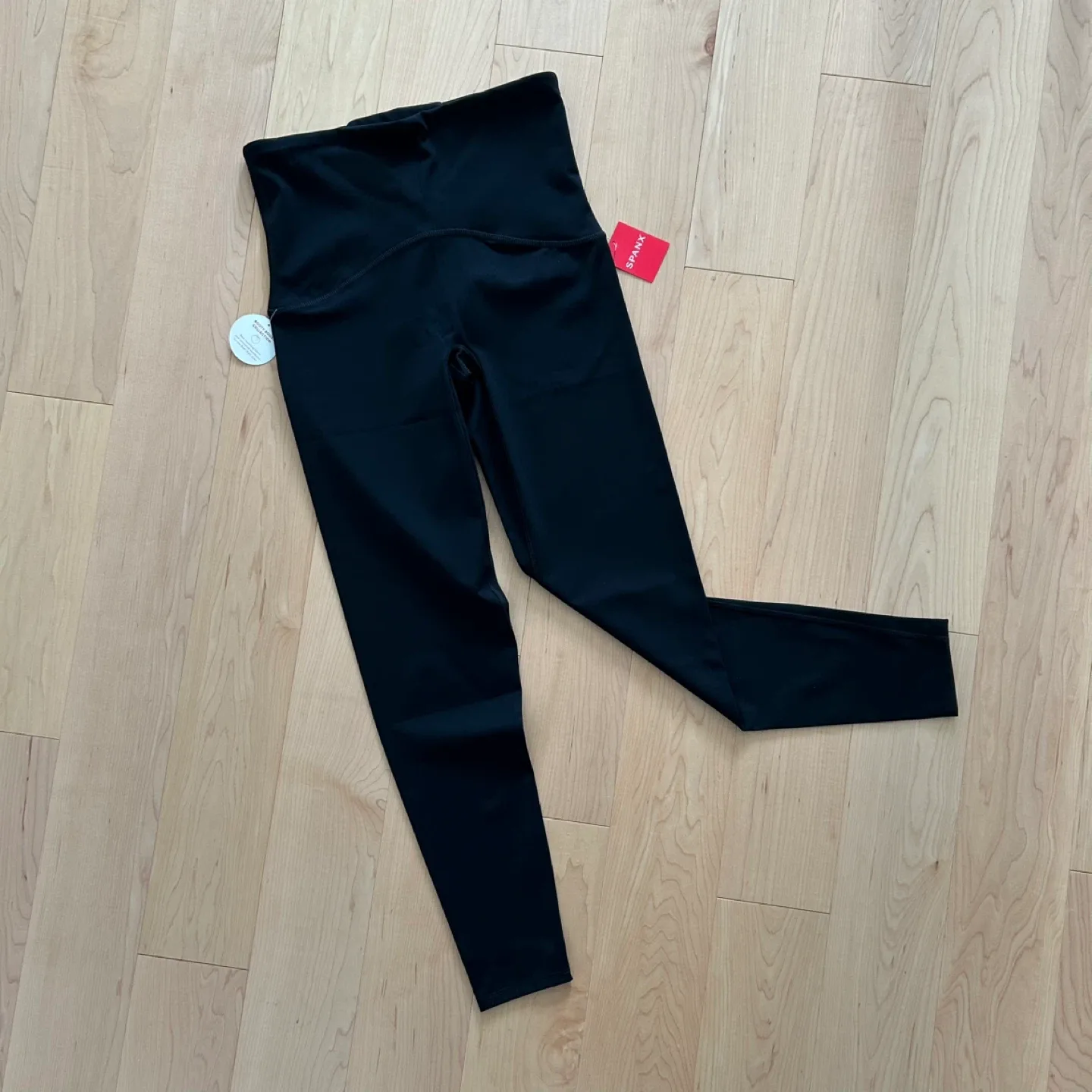 SPANX Shapewear Leggings (New) - Size M image indicator(6)