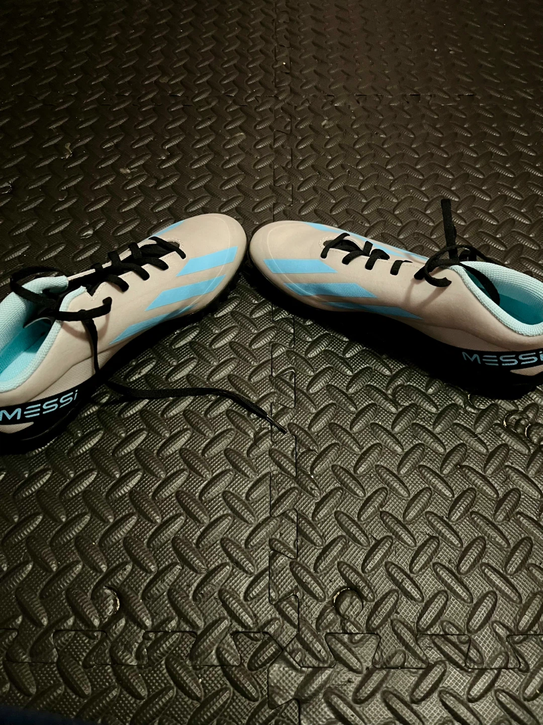 Adidas Messi Turf Shoes US 9 - photo 2