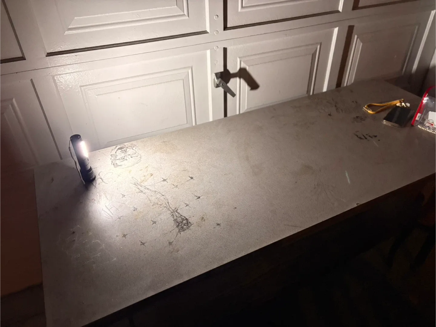 Super bright metal zoomable flashlight (read disc) image indicator(2)