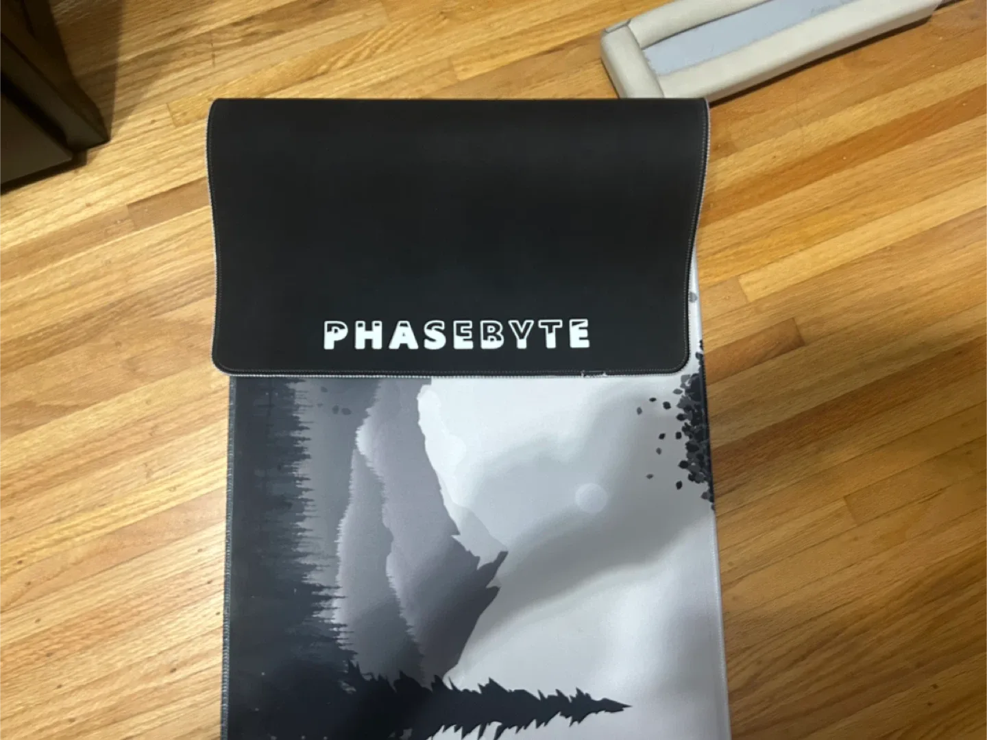 Two gaming mousepads image indicator(2)