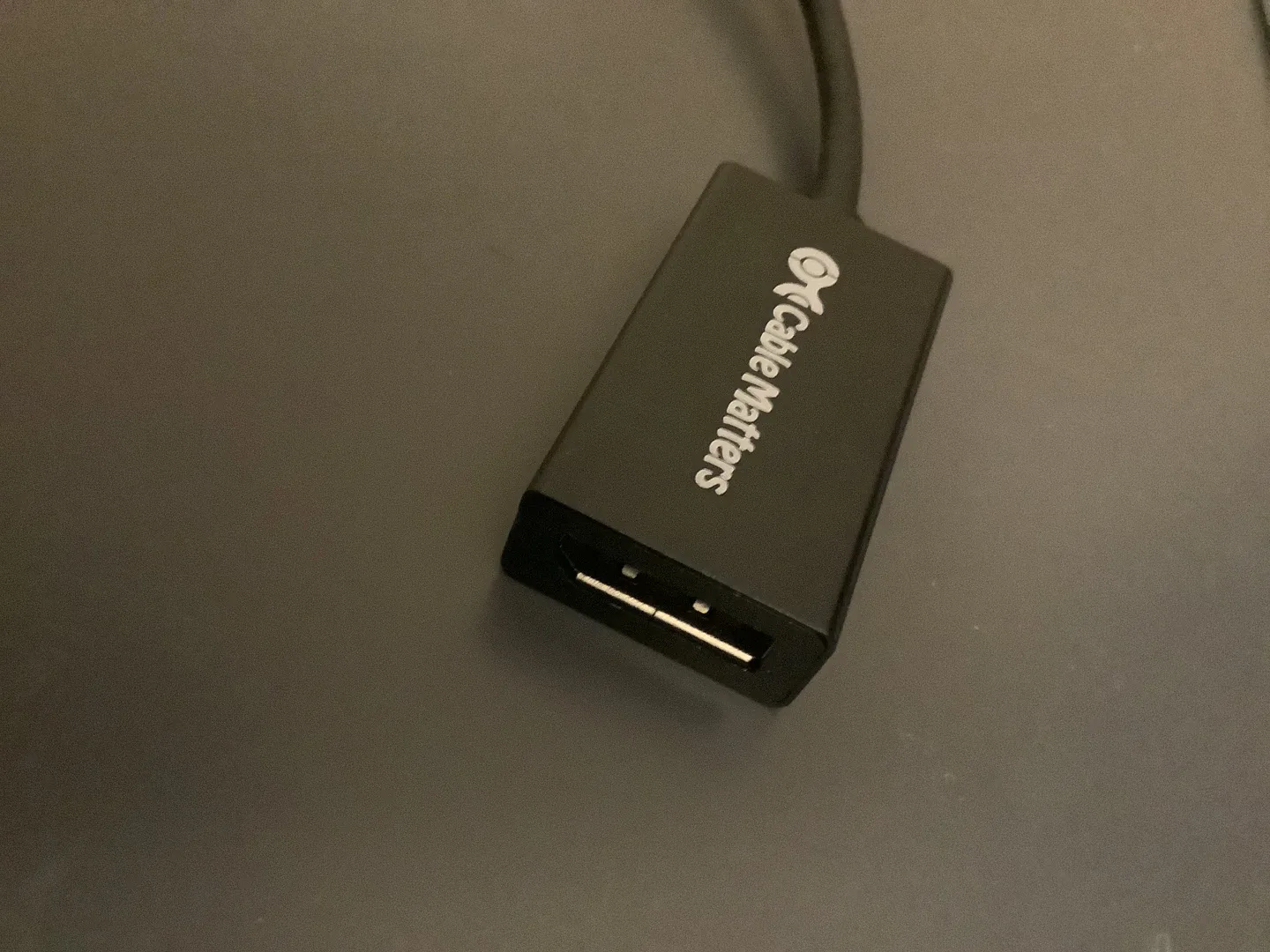 USB-C to DisplayPort Adapter in Aluminium 🥕 image indicator(2)