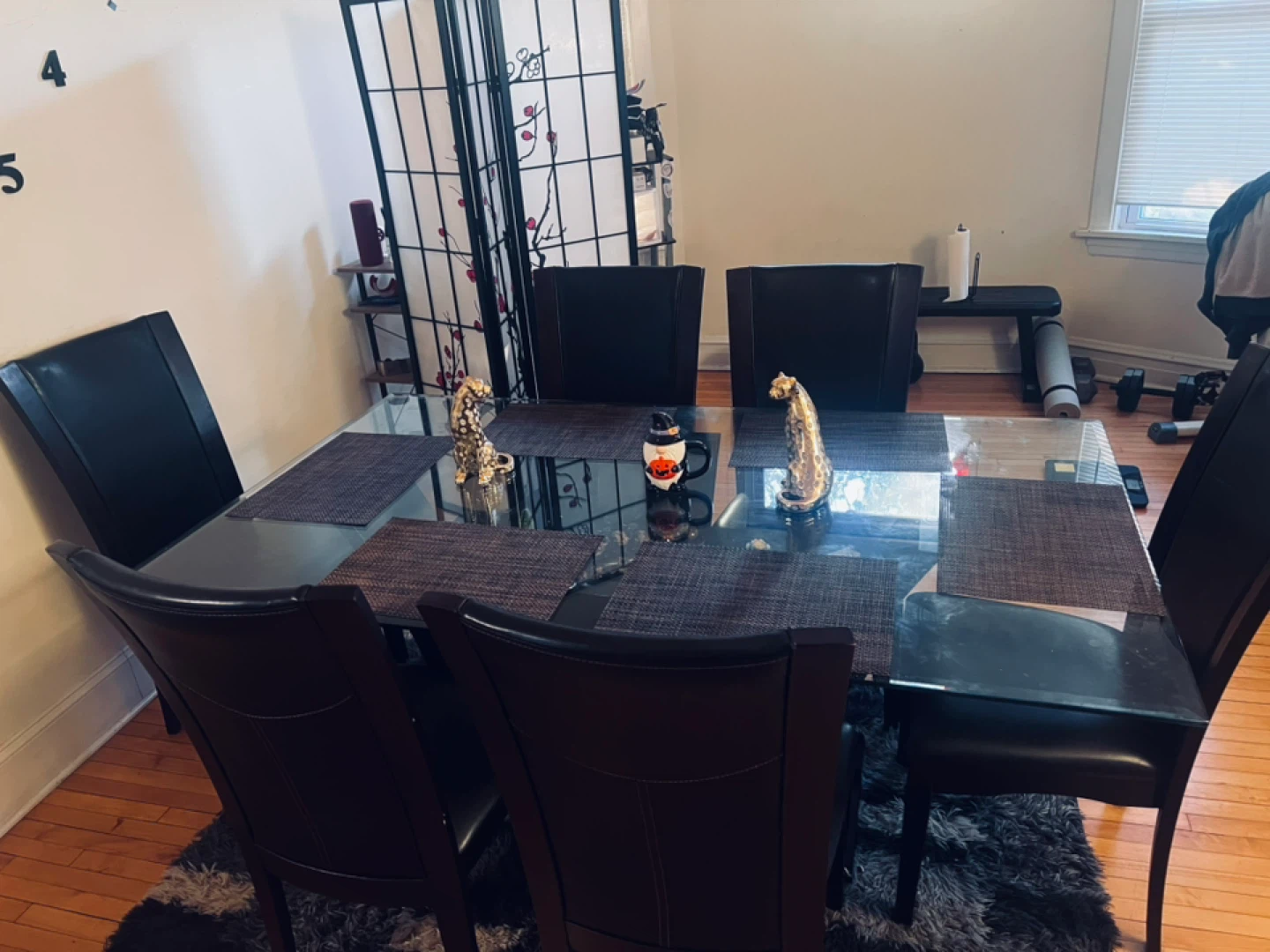 Dining table with 6 chairs - photo 2