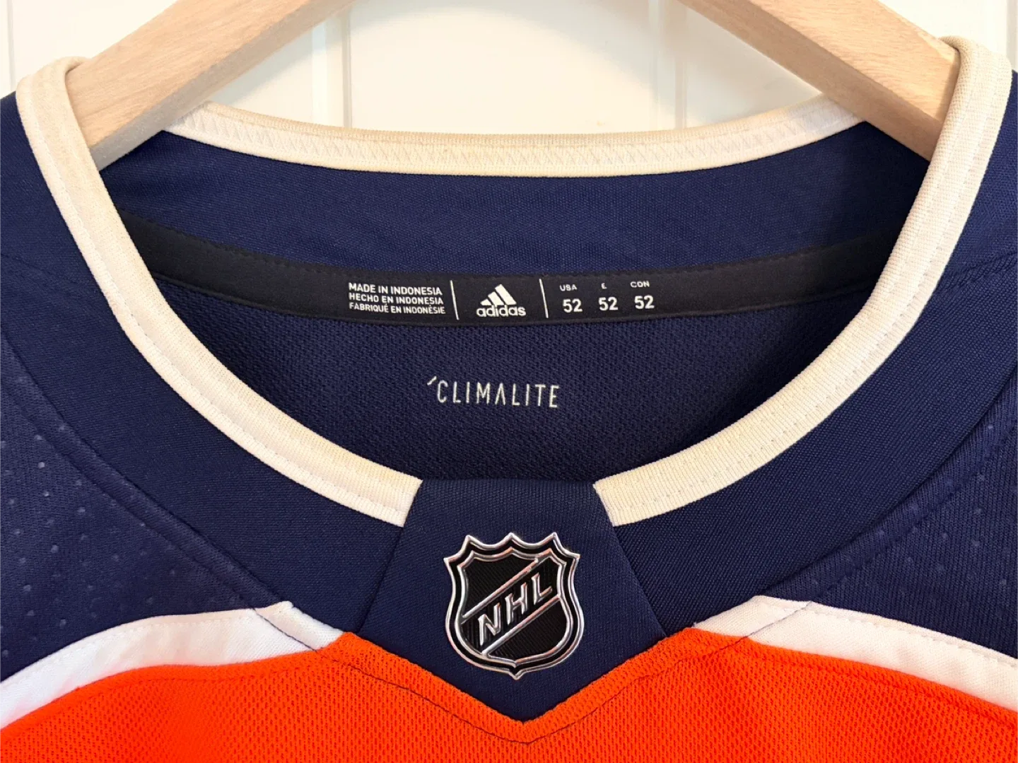 Authentic Adidas Edmonton Oilers Home Jersey Size 52 Large image indicator(3)