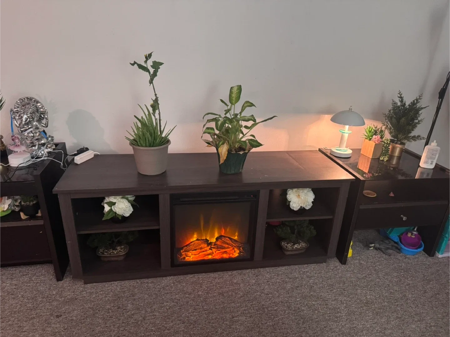 Fireplace TV Stand image indicator(3)