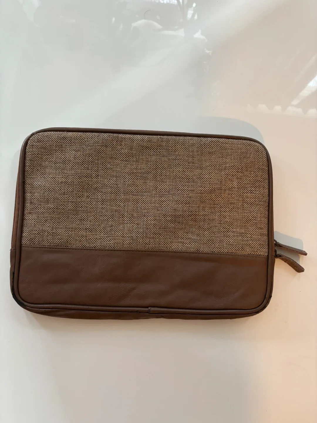 Brown Laptop Sleeve image indicator(2)