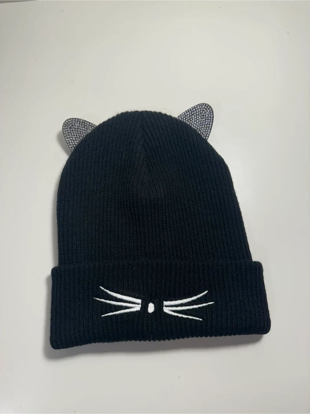 Black Cat Beanie image indicator(2)