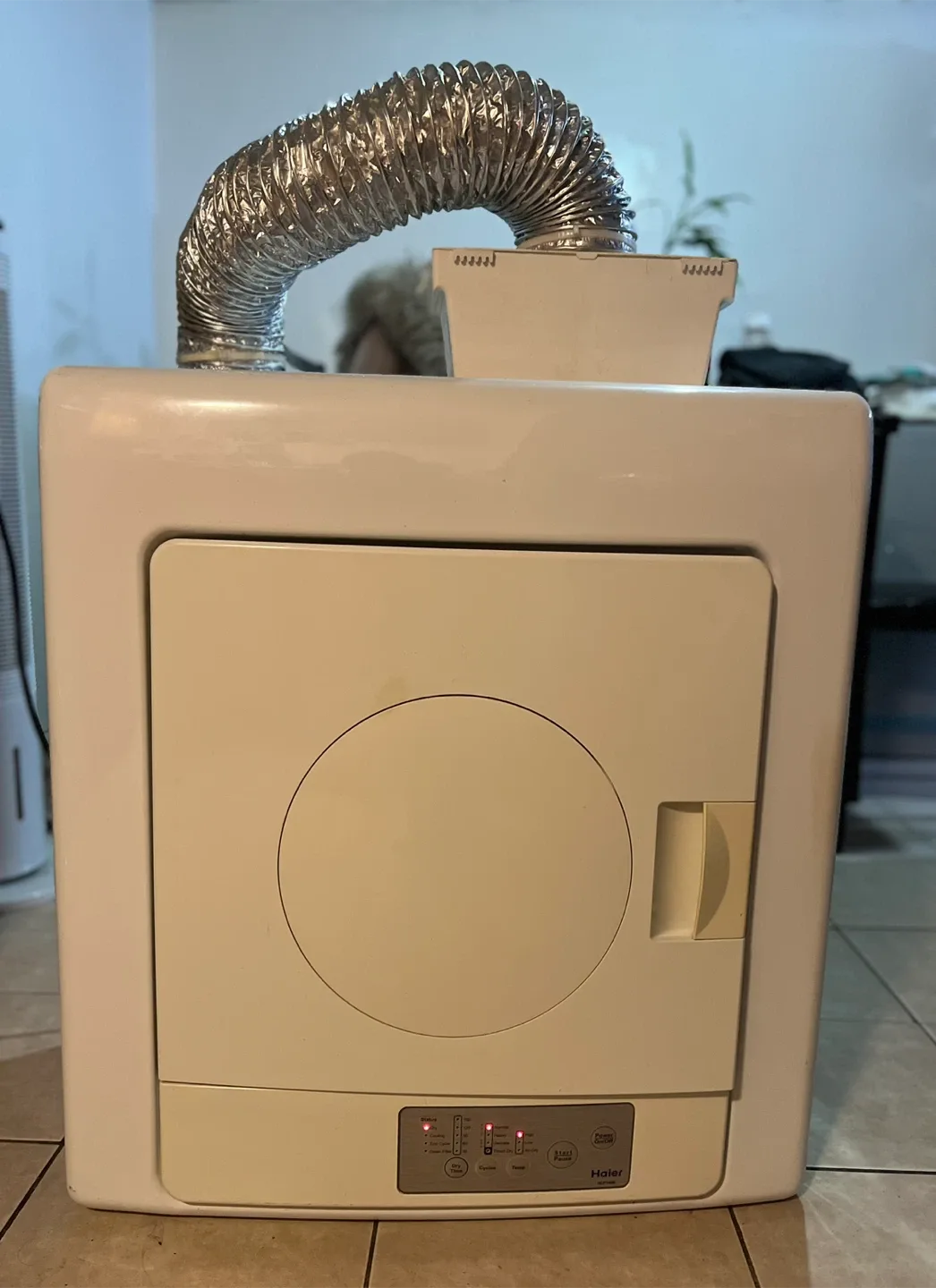 Haier Clothes Dryer - Compact & Portable image indicator(3)