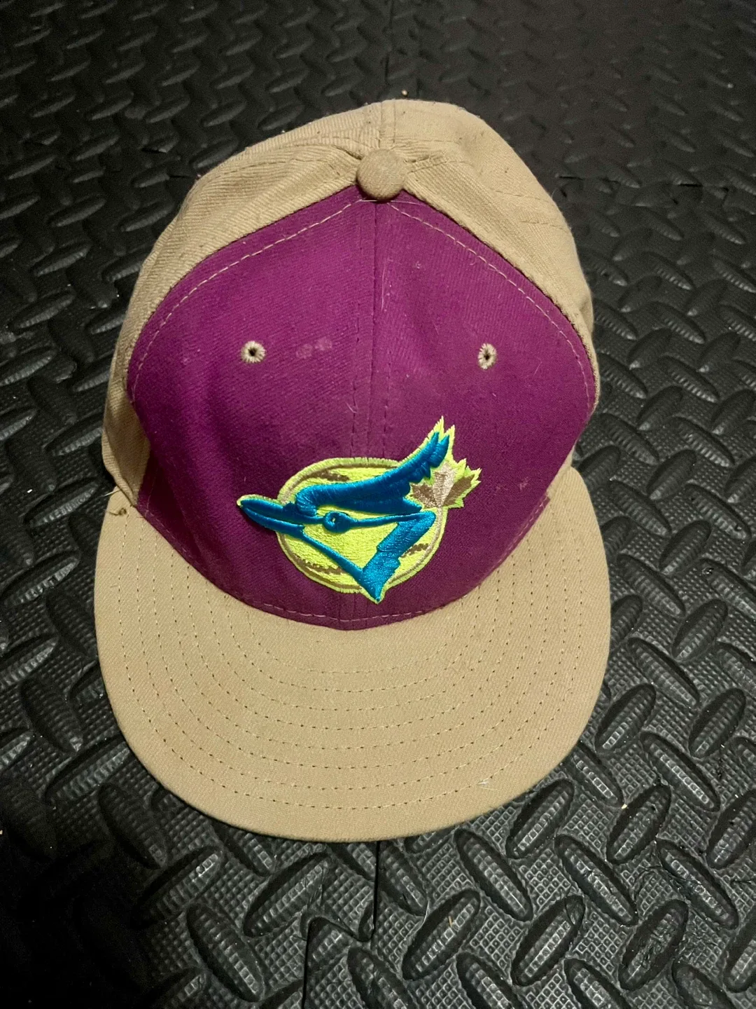 New Era Toronto Blue Jays Fitted Hat - Size 7 1/2 thumbnail