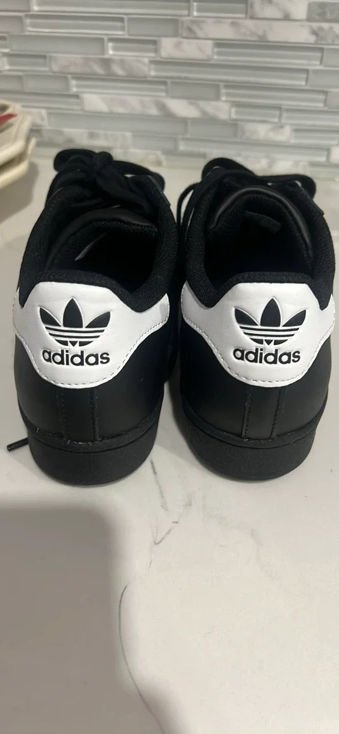 Adidas Superstar Black Sneakers image indicator(4)
