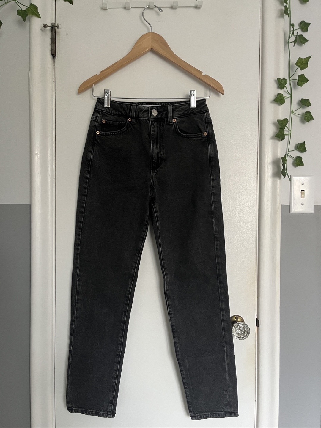 Garage Denim Mom Jeans - Size 0/24