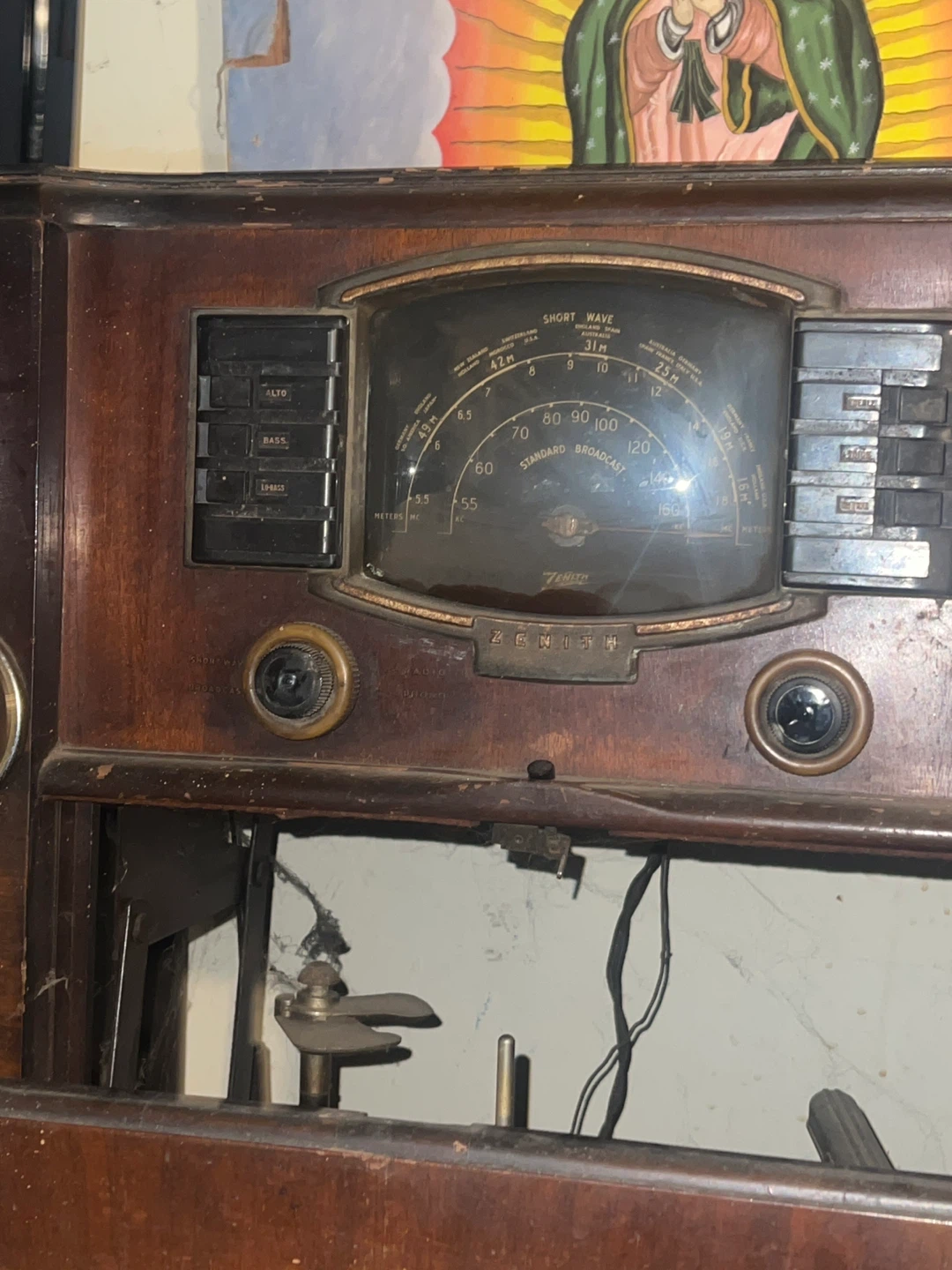 Vintage Zenith Radio Phonograph Console - photo 2