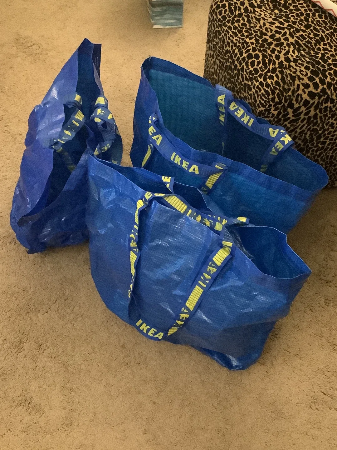 Mid-sized IKEA bags 🥕