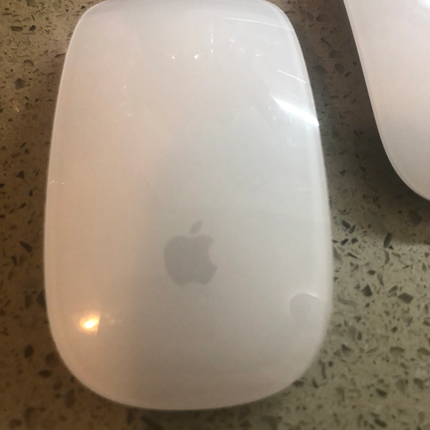 Apple Magic Mouse A1657 - Excellent Condition! - photo 2