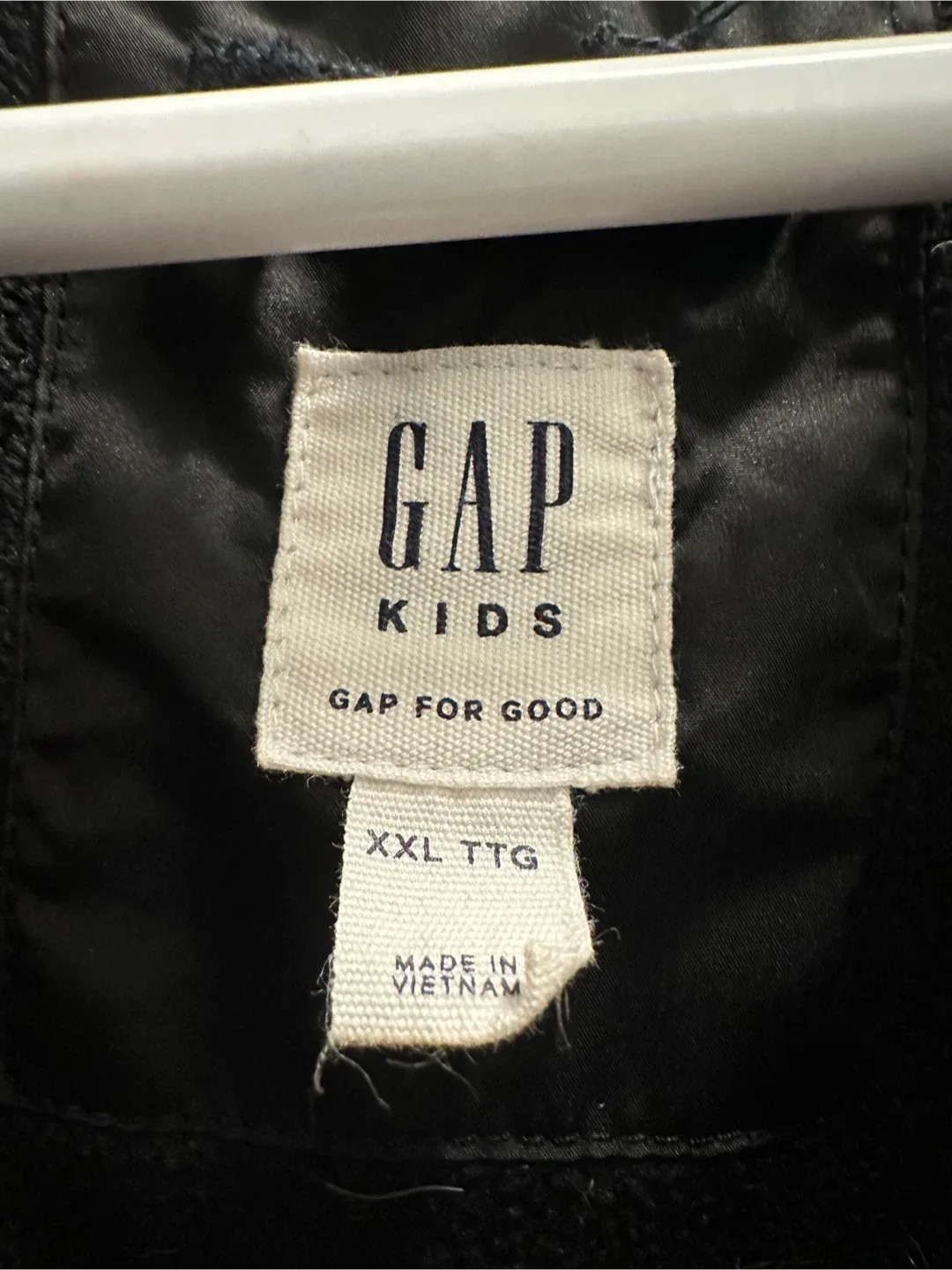 Gap Kids Black Puffer Jacket - Size XXL image indicator(3)