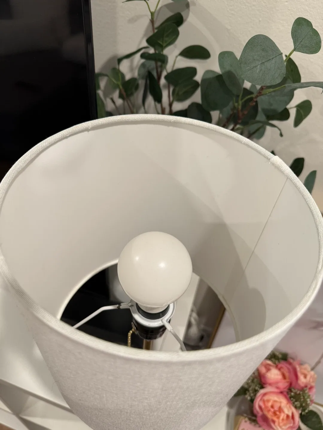 Table Lamp - White Shade, Marble Base image indicator(4)