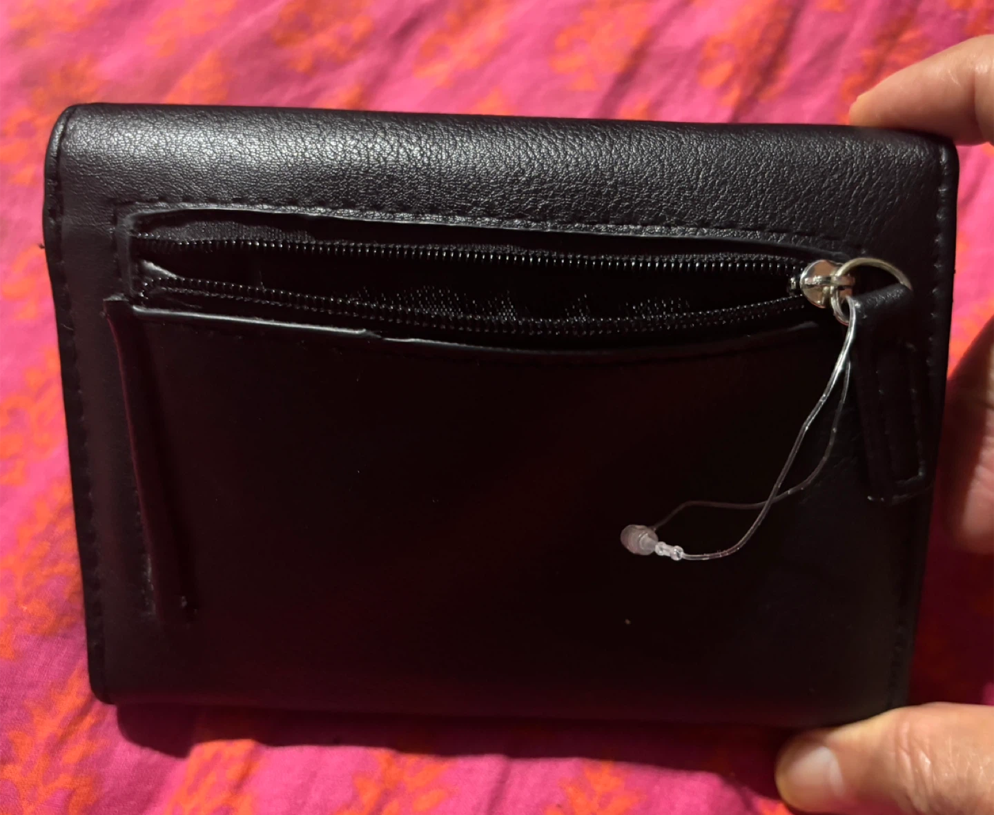 Tahari Black Trifold Wallet with ID Protect lining - Brand New! - photo 2