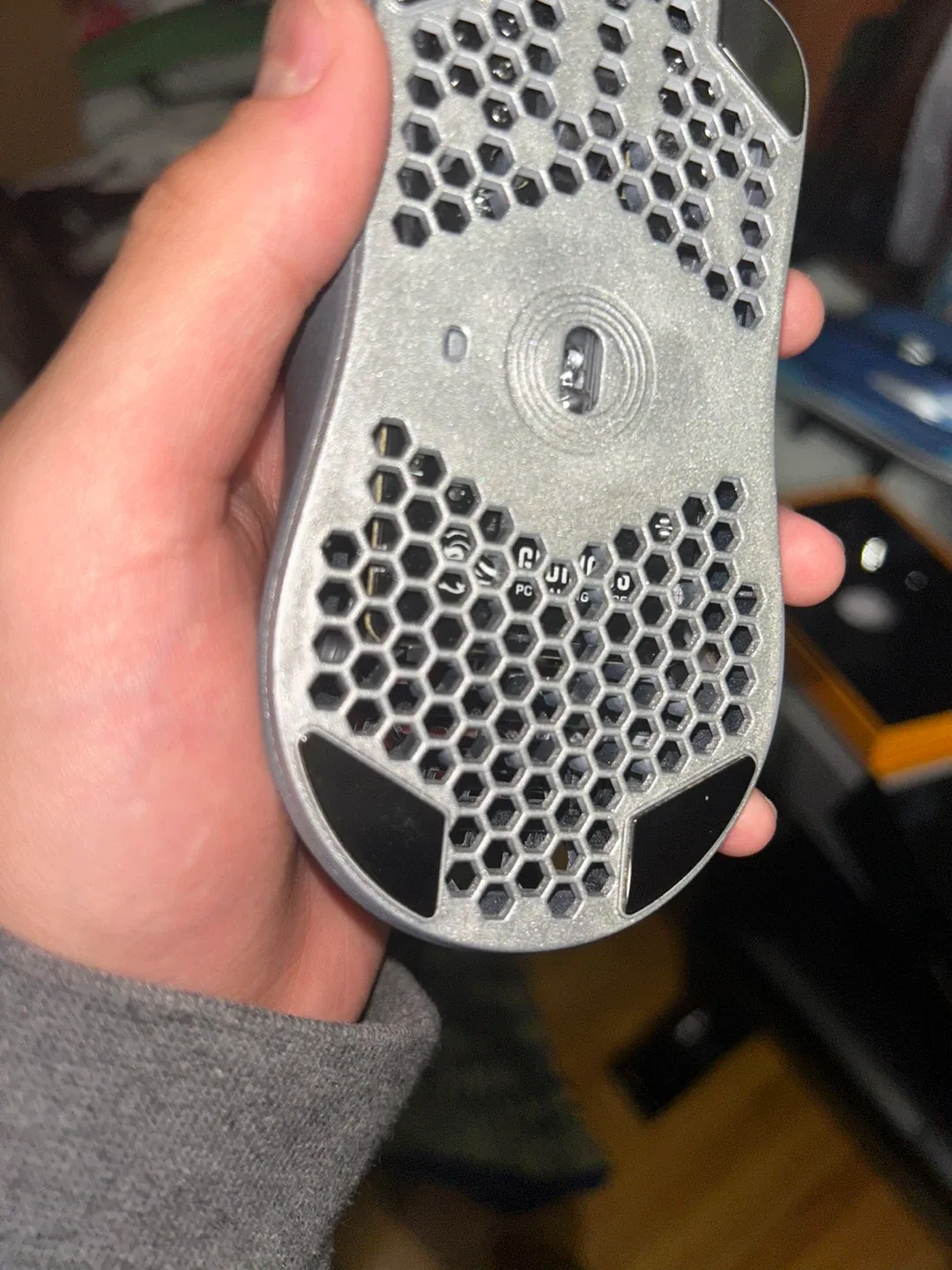 Custom glorious model o honeycomb gaming mouse image indicator(5)