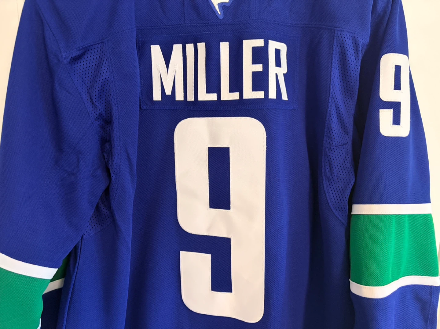 BNWT Authentic Fanatics Vancouver Canucks J.T. Miller Jersey 52 - photo 2