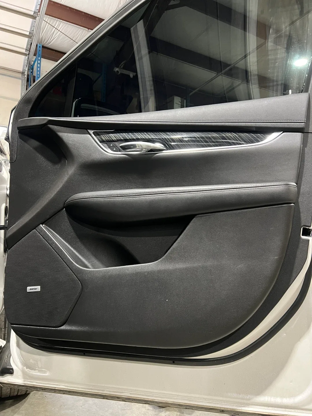 Cadillac  Xt6 2021 parts image indicator(2)