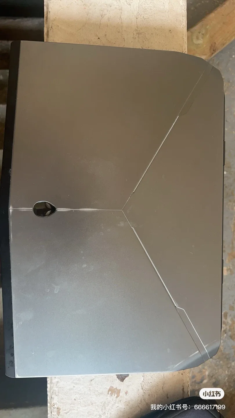 Alienware Laptop image indicator(2)