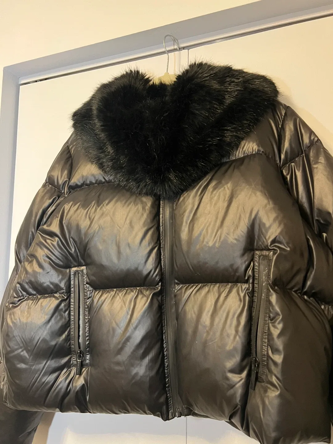 Michael Kors Black Puffer Jacket - Size L image indicator(3)
