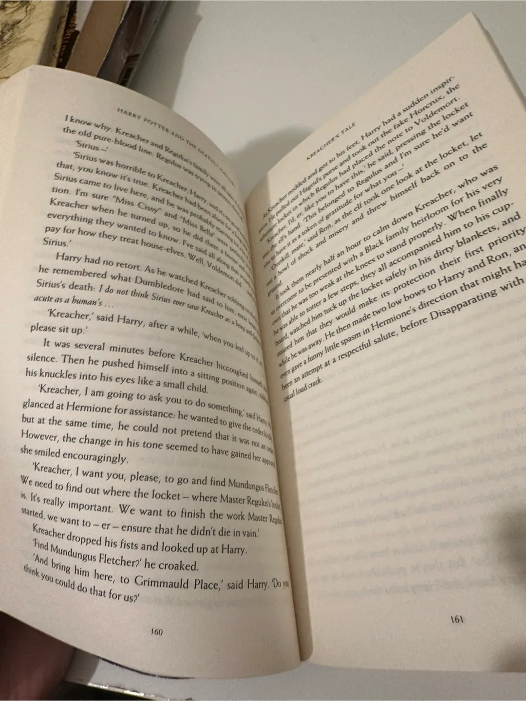 Harry Potter and the Deathly Hallows by J.K. Rowling image indicator(5)