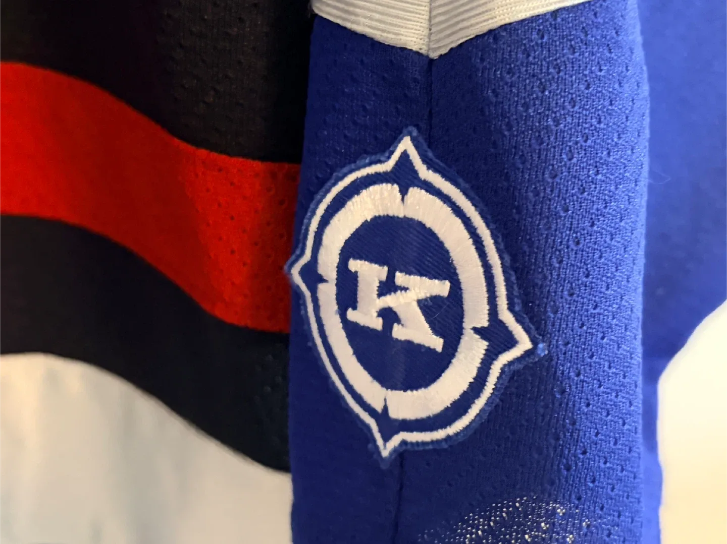 Authentic Koho Vancouver Canucks Dan Cloutier Jersey Size Small image indicator(7)