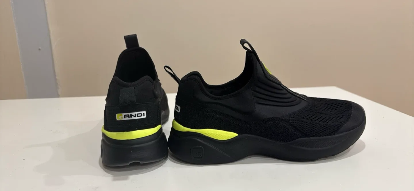 AND1 Black Slip-On Sneakers image indicator(5)