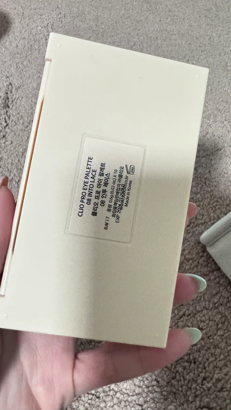 Clio Pro Eye Palette - 08 Into Lace image indicator(3)
