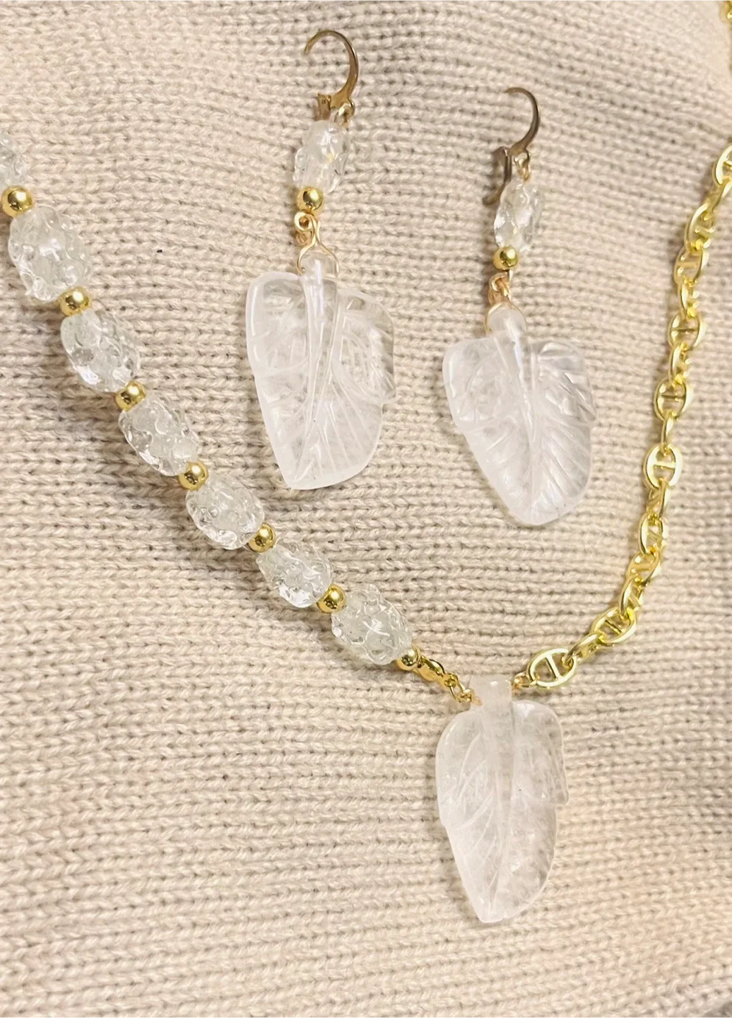 Necklace and Earring Set image indicator(2)