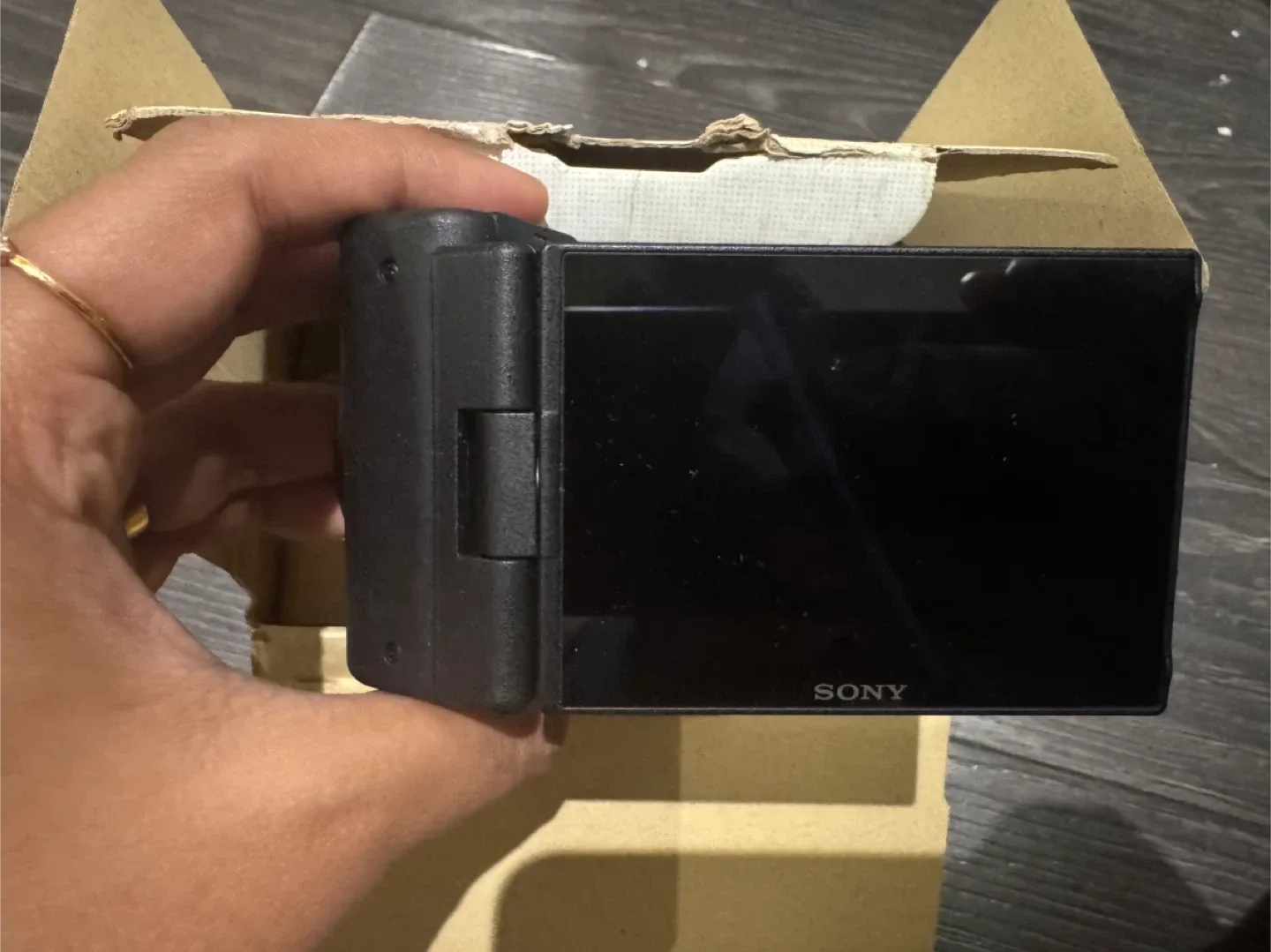 Sony ZV-1 Digital Camera - Great Condition! image indicator(5)