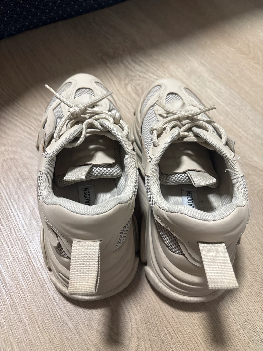 Steve Madden Beige Sneakers - photo 3