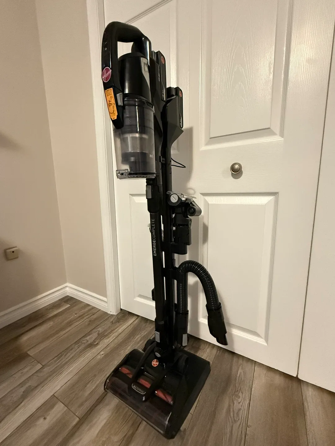 Hoover ONEPWR Evolve Cordless Vacuum image indicator(2)