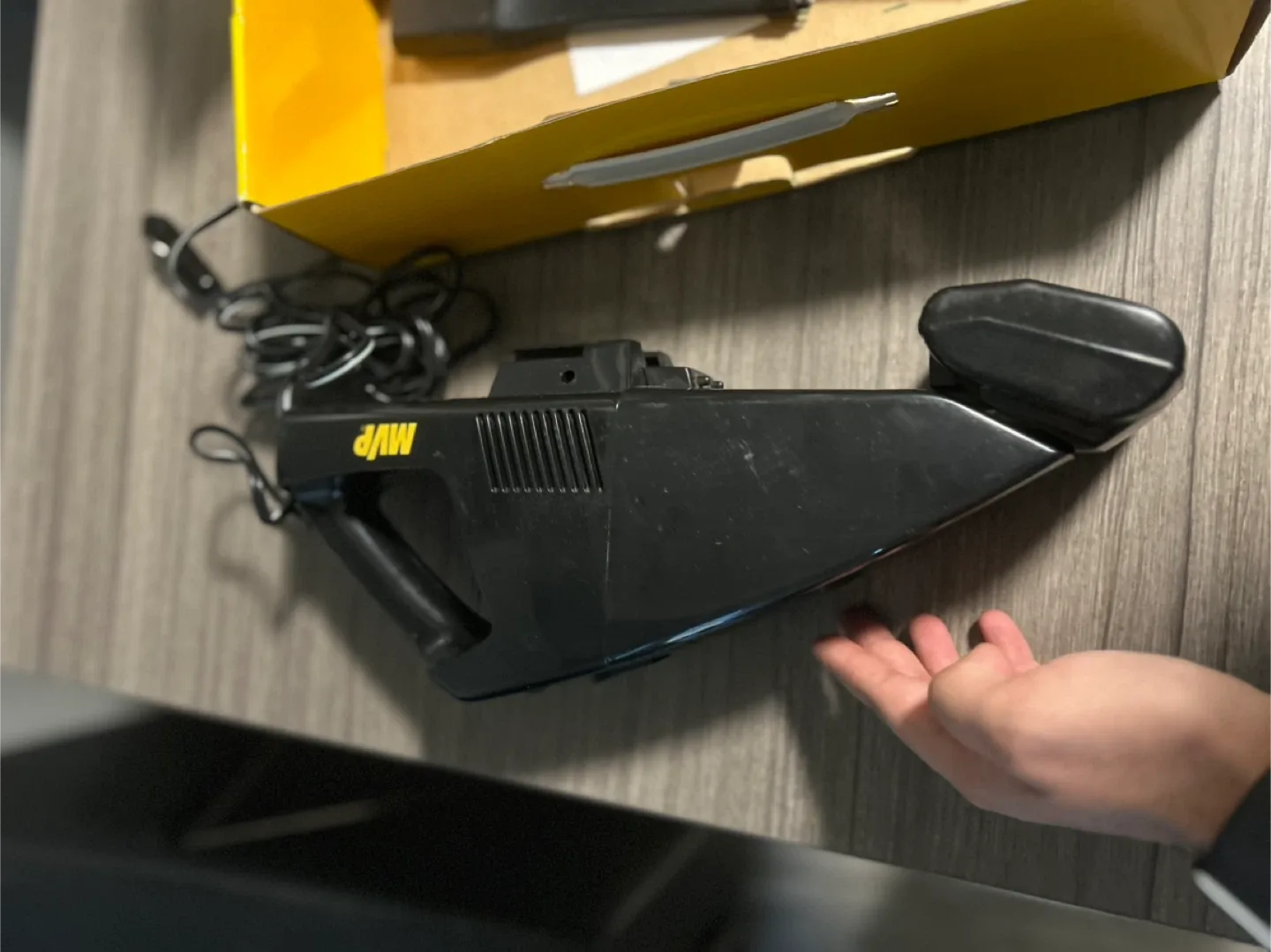 MVP Twin Motor Auto Vacuum - Like New! image indicator(6)