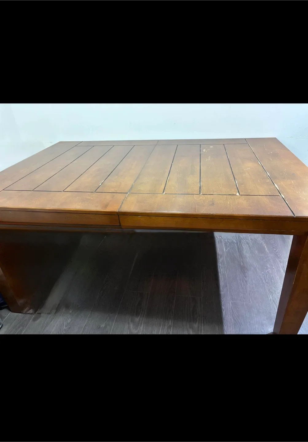 Wooden Dining Table image indicator(3)