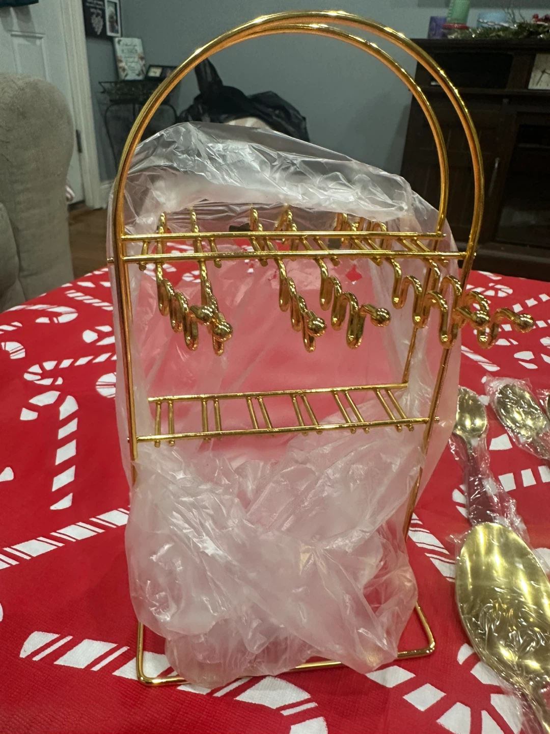 New Gold and Red Flatware Set - photo 5