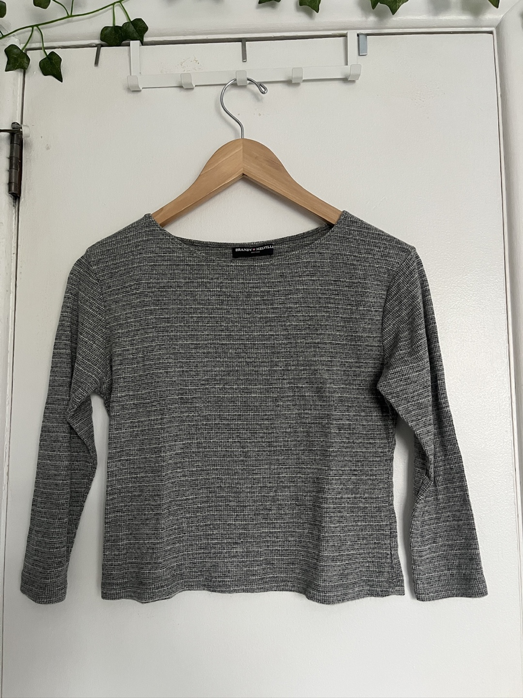 Brandy Melville Long Sleeve Top - One Size