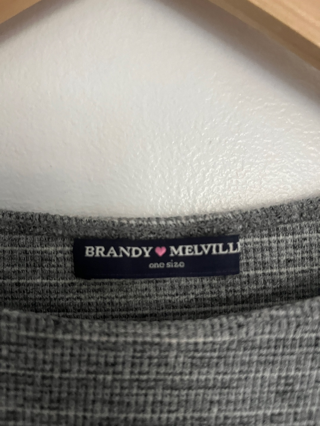 Brandy Melville Long Sleeve Top - One Size - photo 2