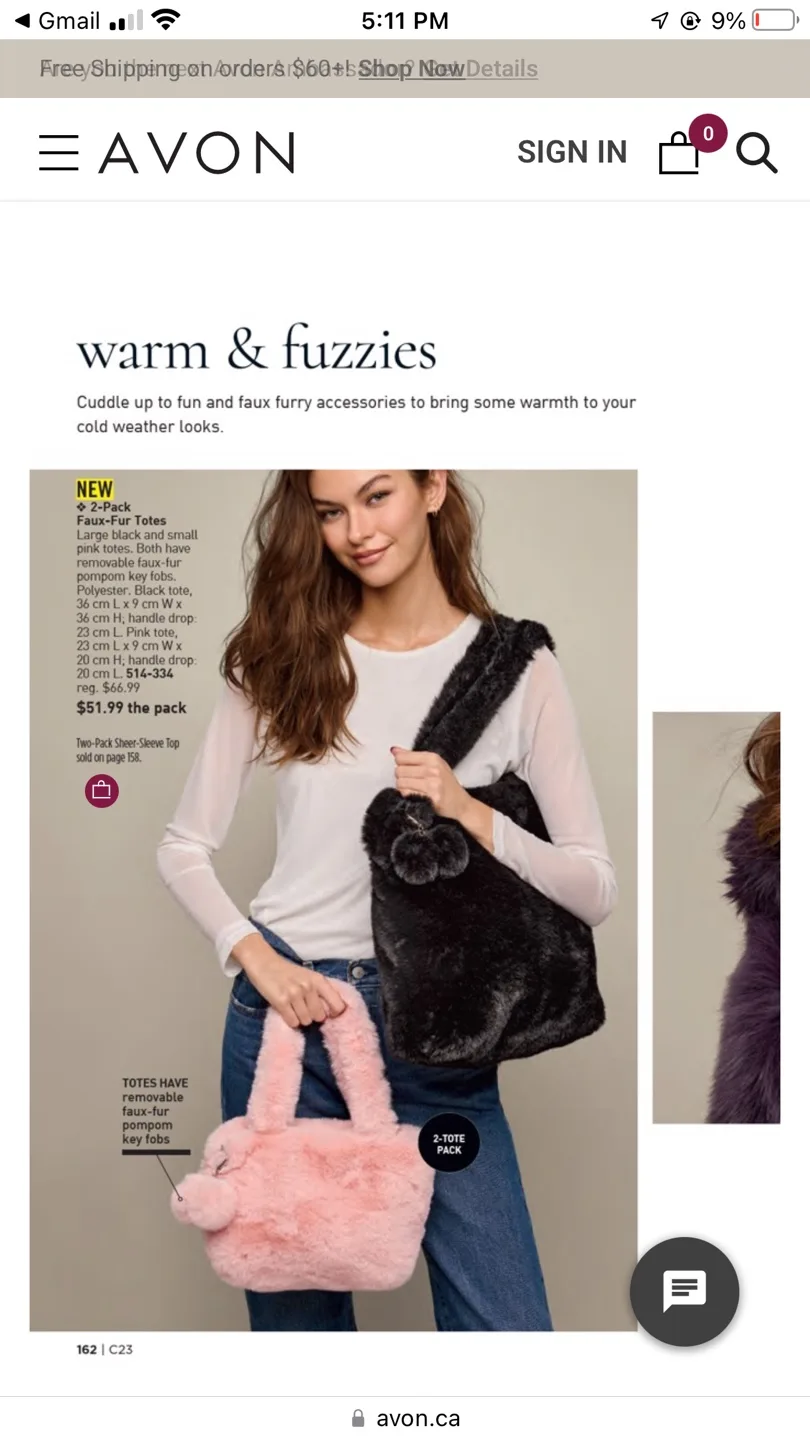 Avon Winter Weekender 3-Piece Set image indicator(3)