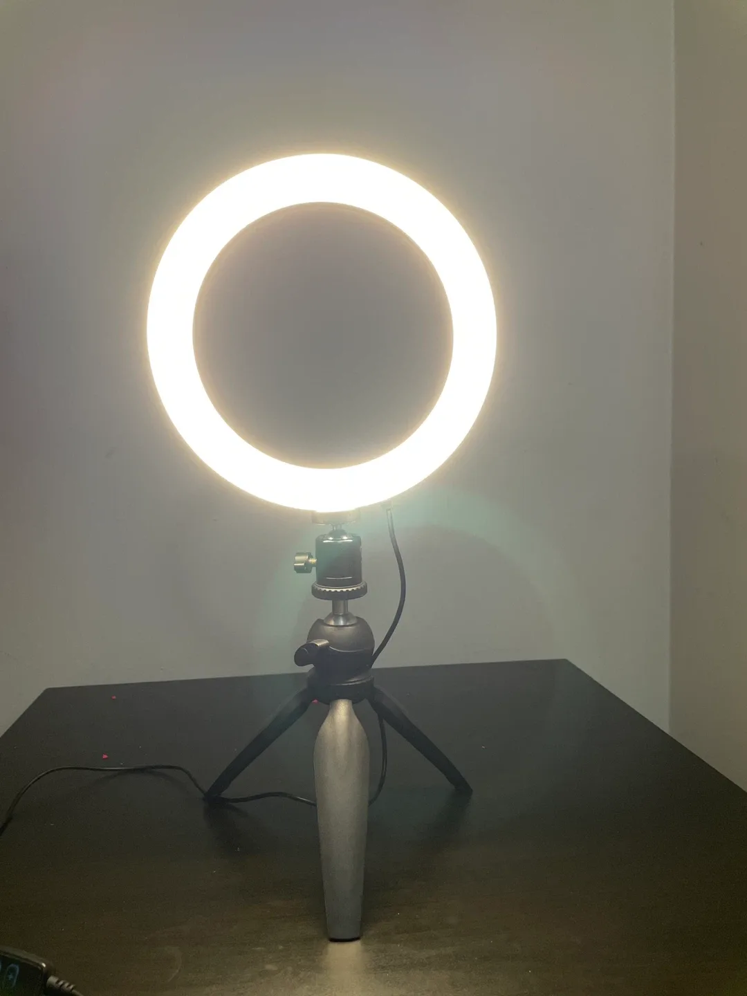 LED Ring Light with Tripod Stand image indicator(4)