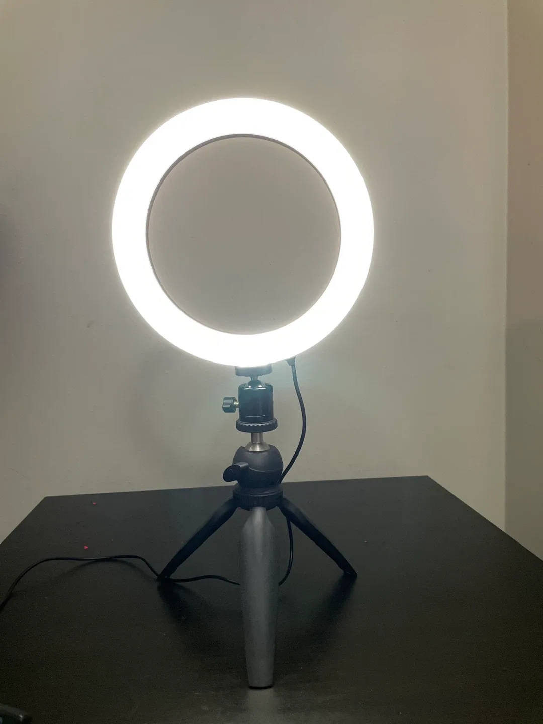LED Ring Light with Tripod Stand image indicator(6)