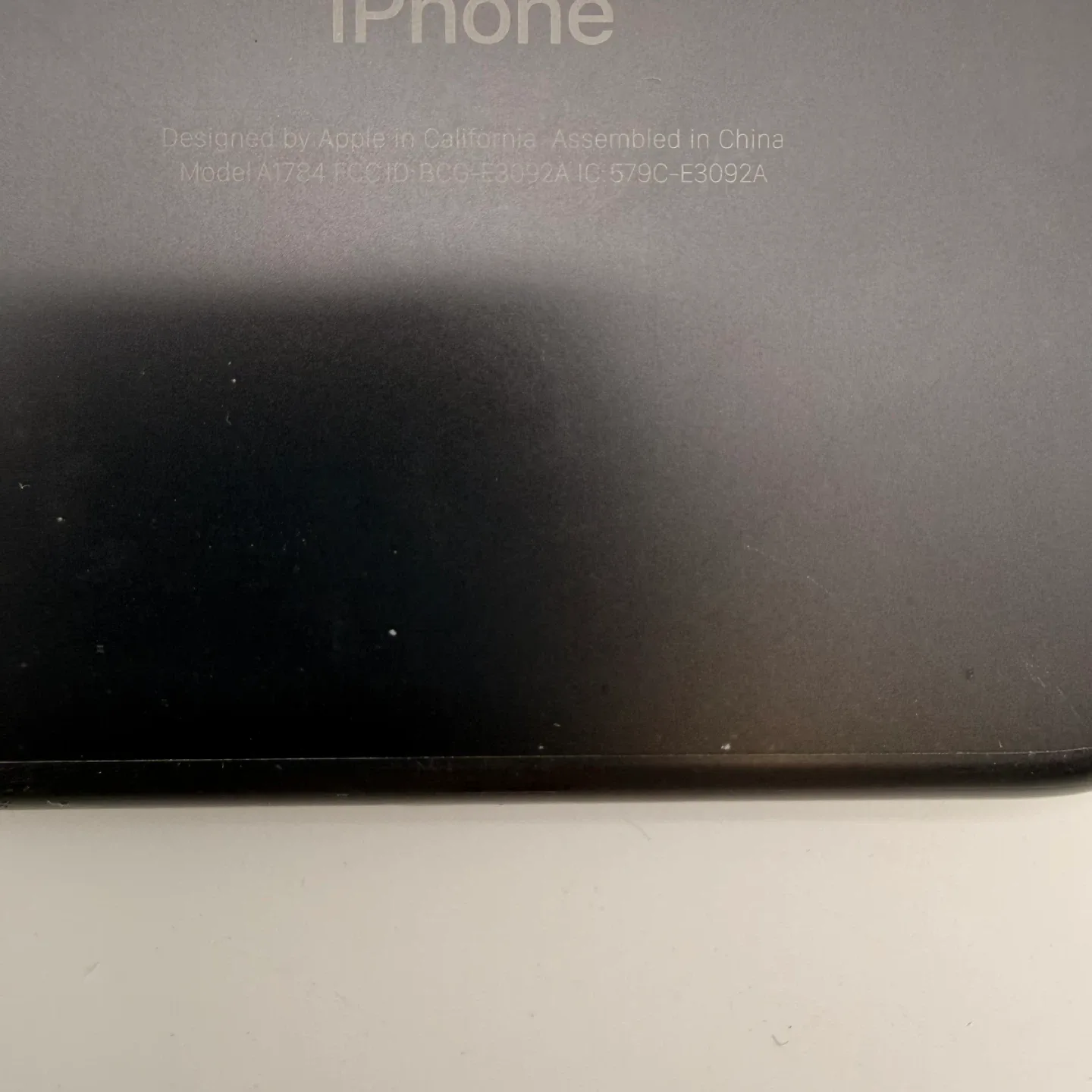 iPhone 7 Plus 128GB Camera Frame Broken – Deep Back Scratch image indicator(4)