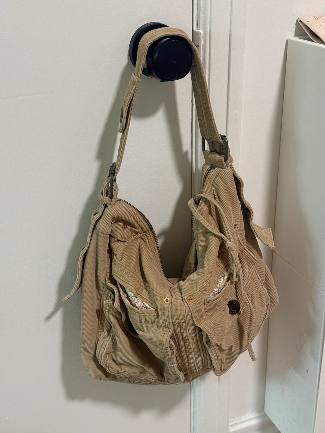 Hobo Corduroy Shoulder Bag - photo 4