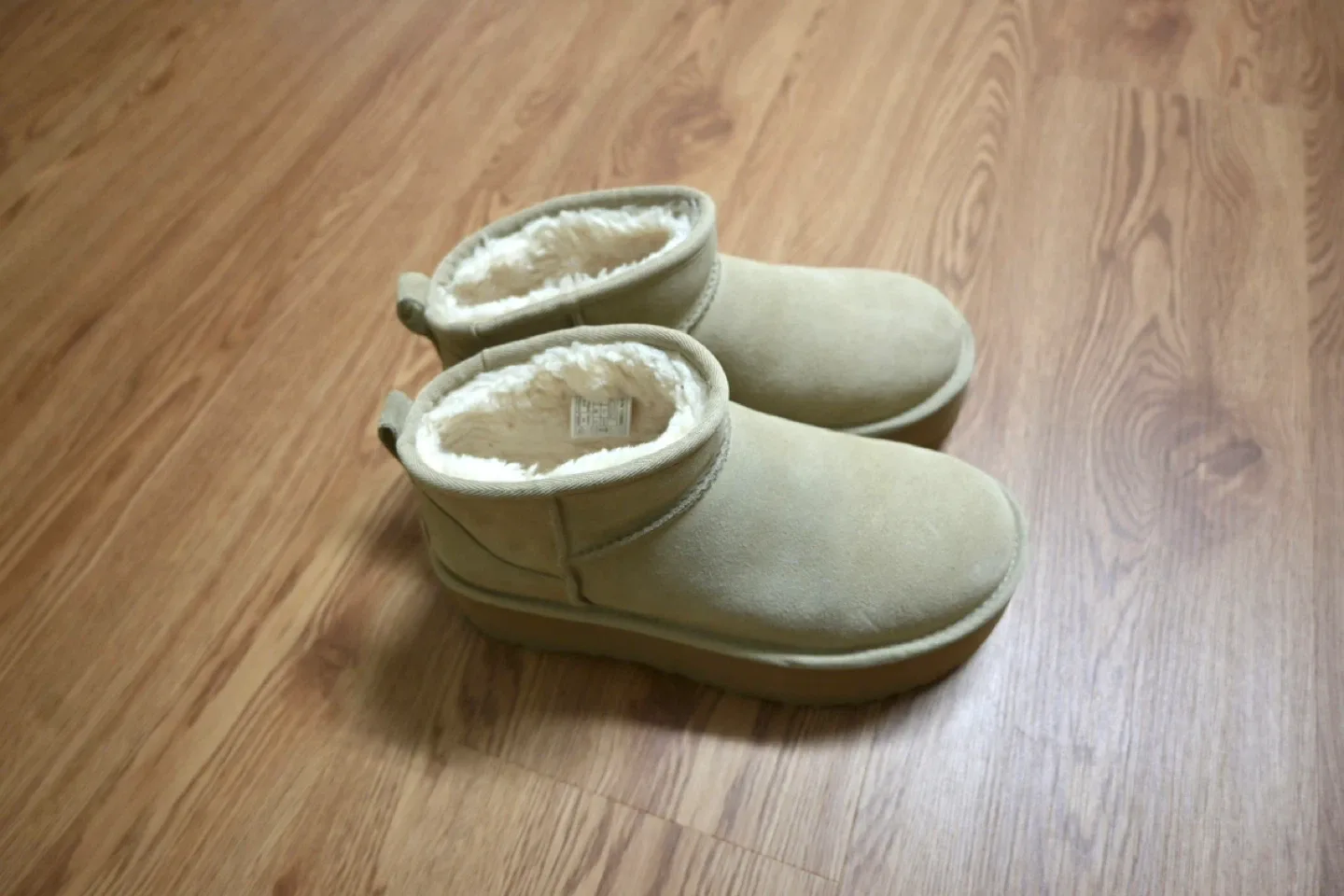 UGG Beige Mini Boots - Women's Size 7 image indicator(3)
