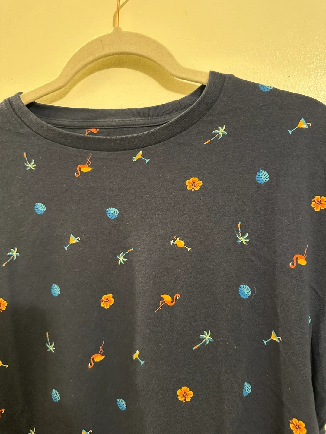 Men’s Colorful Summer Clothing Bundle – Size M image indicator(4)